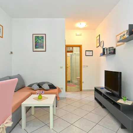 Fuer 2 Personen Ca 35 Qm In Cervar-porat, Istrien Istrische Riviera *